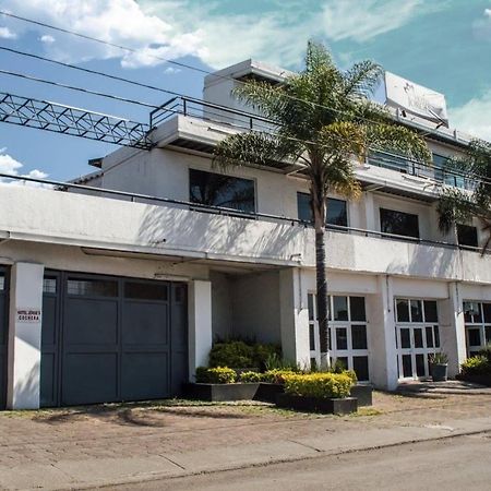 Hotel Jorges 莫雷利亚 外观 照片